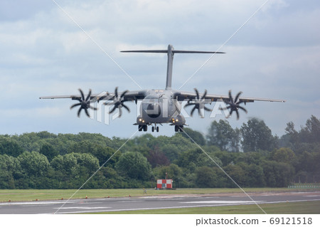 Airbus A400M test aircraft landing 69121518