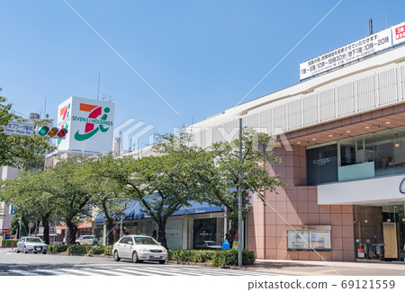 車站多摩廣場站前的風景 69121559