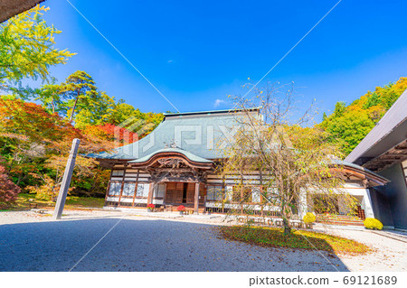 大町市靈寶寺紅葉[長野縣] 69121689