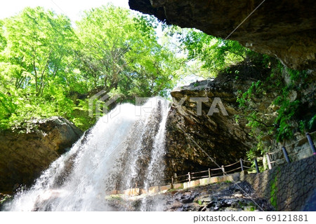 規模驚人 69121881