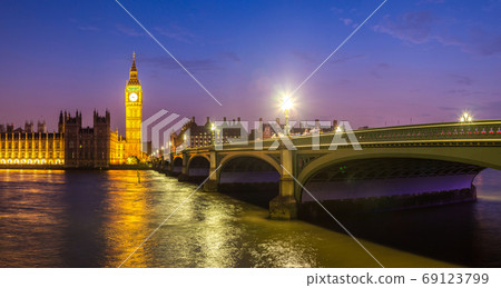 Big Ben, Parliament, Westminster bridge in London 69123799