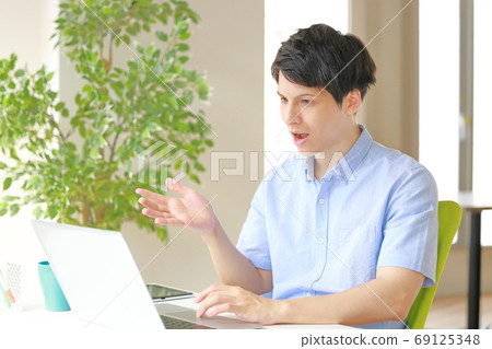 Online Meeting _ Online English Conversation _ Men who talk Online Meeting _ Online English Conversation _ Men who talk 69125348