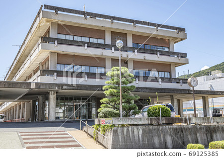 Takehara City Hall, Hiroshima Prefecture 69125385