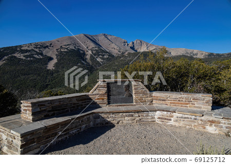 Sunny view of the beautiful Wheeler Peak from the Mather Point Sunny view of the beautiful Wheeler Peak from the Mather Point 69125712