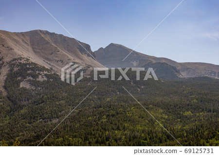 Sunny view of the beautiful Wheeler Peak from the Mather Point Sunny view of the beautiful Wheeler Peak from the Mather Point 69125731