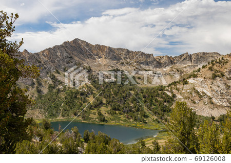 Morning view of the beautiful Favre Lake Morning view of the beautiful Favre Lake 69126008