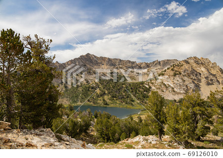 Morning view of the beautiful Favre Lake 69126010
