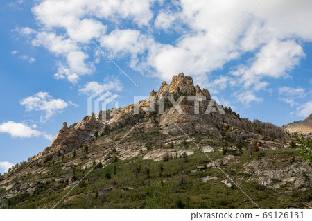 Beautiful landscape around Lamoille Canyon 69126131