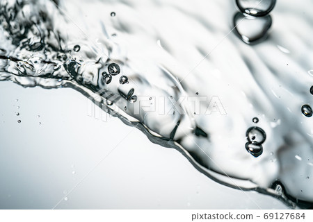 Water, water droplets, water surface, bubbles, ripples, splashes, drops, crown 69127684