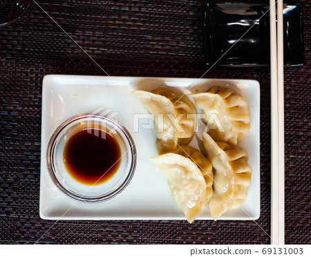 Japanese food gyoza dumplings with meat and shrimp Japanese food gyoza dumplings with meat and shrimp 69131003
