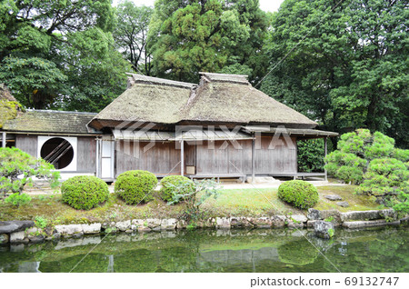 One of Okayama Korakuen's temples, Renchiken which I visited in early summer One of Okayama Korakuen's temples, Renchiken which I visited in early summer 69132747