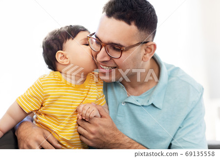 happy father with little baby son at home happy father with little baby son at home 69135558