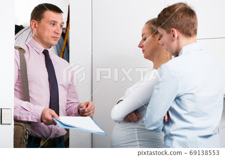 Upset family meeting social worker Upset family meeting social worker 69138553