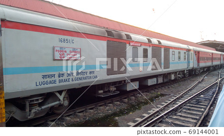 Poorva Express a daily super fast express train of Indian Railways  69144001