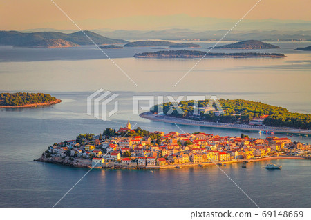 Panoramic view of Adriatic coast with The Primosten town. 69148669