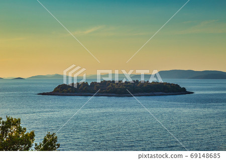 Panoramic view of Adriatic coast near Primosten town. Panoramic view of Adriatic coast near Primosten town. 69148685