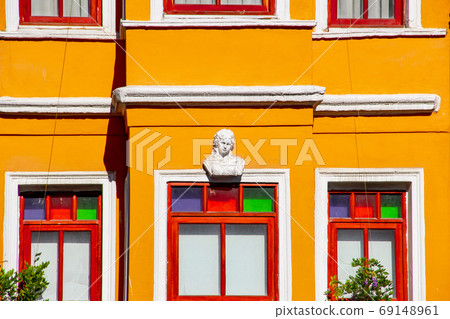 Colorful buildings in Balat in Istanbul, Turkey Colorful buildings in Balat in Istanbul, Turkey 69148961