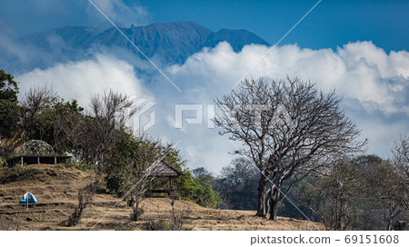amazing mountain view amazing mountain view 69151608