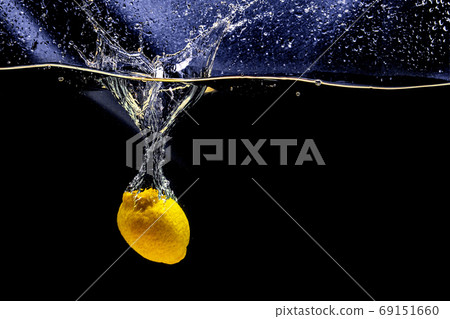 close-up. object shooting. lemon in water close-up. object shooting. lemon in water 69151660