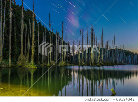 台灣高山湖泊-水漾森林 星空銀河 69154342