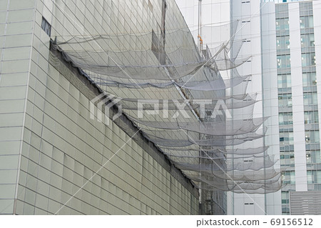 Demolition site: Safety net to prevent falls 69156512