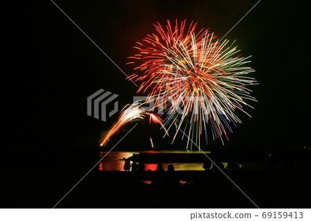 [Ito City, Shizuoka Prefecture] Ito Hot Spring Special Winter Fireworks Festival 69159413