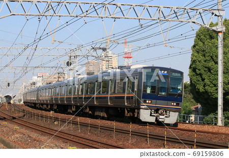 207 series trains running near Sakura Shukugawa station 207 series trains running near Sakura Shukugawa station 69159806