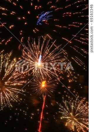 Fireworks image Fireworks image 69163346