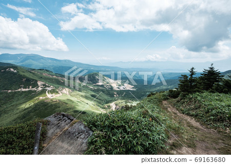 Kenashi Pass的風景(Gafu山上Kenashi Pass和Kogushi硫磺礦遺蹟的景色) Kenashi Pass的風景(Gafu山上Kenashi Pass和Kogushi硫磺礦遺蹟的景色) 69163680