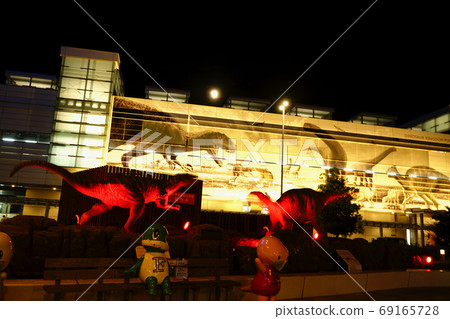 福井市恐龍廣場電暈感染傳播警告夜景 69165728