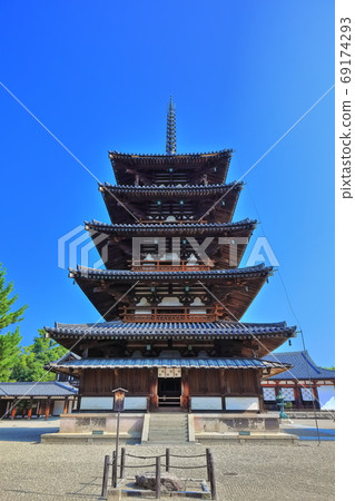 [Nara Prefecture] Five-storied pagoda at Horyu-ji Temple under a clear sky 69174293