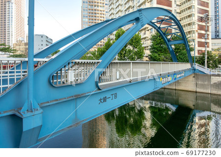 Suzukake Pedestrian Bridge over the Meguro River Suzukake Pedestrian Bridge over the Meguro River 69177230