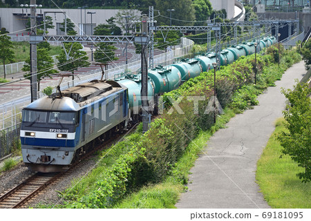 Tokaido Main Line Cargo Branch Line Sakuragicho-Higashitakashima JR Freight EF210-112 (Shin-Tsurumi) 69181095