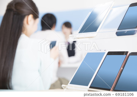 Mobile shop Mobile shop 69181106