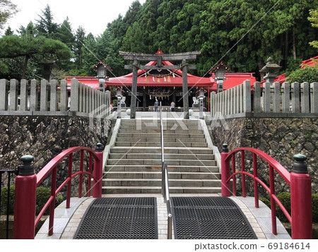 〜神社和佛教寺廟〜千與千尋 〜神社和佛教寺廟〜千與千尋 69184614