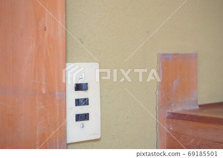 昭和房屋出水口(側面) 昭和房屋出水口(側面) 69185501