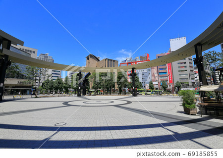 東京池袋西口公園 69185855