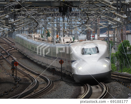 米原站新幹線N700A 69188177