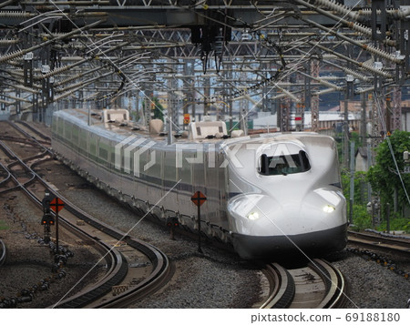米原站新幹線N700A 米原站新幹線N700A 69188180