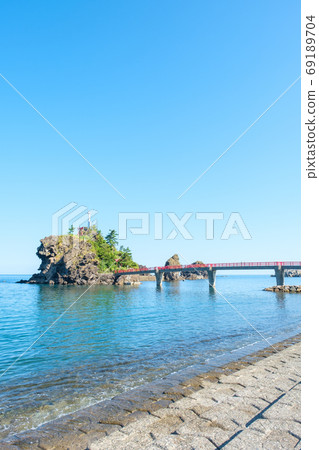 Benten rock (Itoigawa-shi, Niigata) 69189704