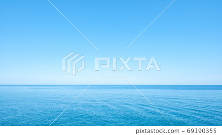 Summer Sea of Japan (in Itoigawa City, Niigata Prefecture) 69190355