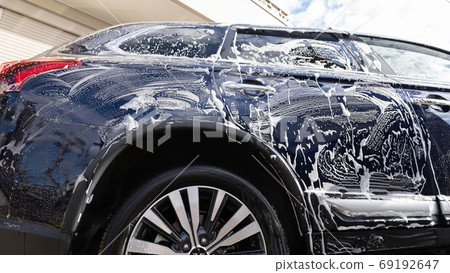 [Car wash] Before flowing foam 69192647