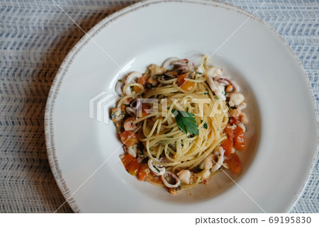 seafood spaghetti. Italian vegetarian appetizer food 69195830