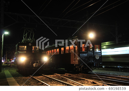 喬莫電氣鐵路Deha 101和Deki 3021 69198539