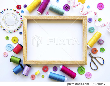 Frame and sewing accessories 69200470