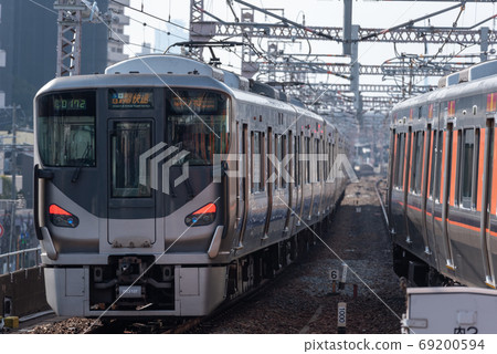 JR West Series 225 Kanku Kishu Road Rapid Service (composition photo) 69200594
