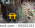 Torii figurine 69202181