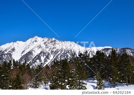 Winter Northern Alps Mountain Range 69202184