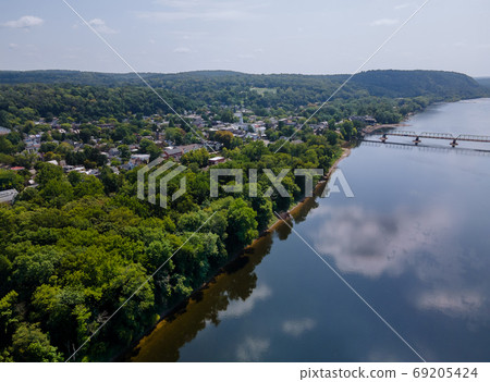 Delaware river town of Lambertville New Jersey, small town historic New Hope Pennsylvania USA 69205424