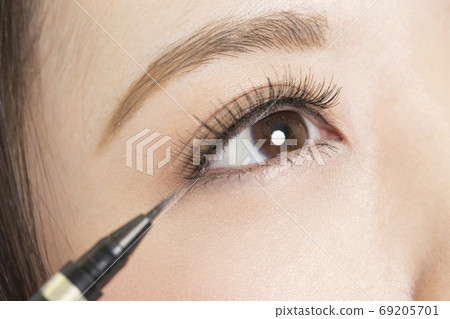 眼線與眼睛 69205701